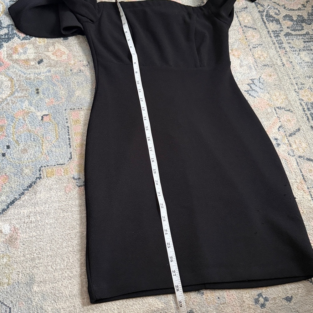 Black Off-Shoulder Bell Sleeve Dress - Picture 6 of 7